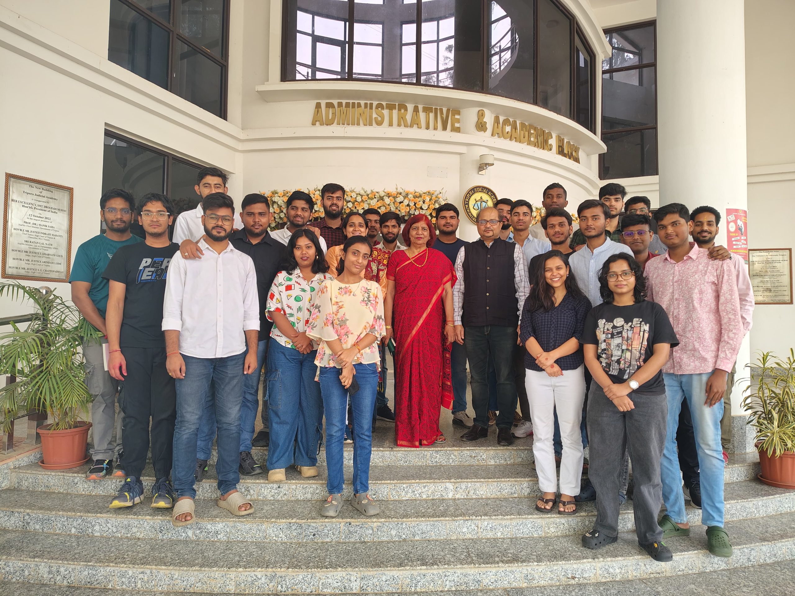 Prof. Poonam Saxena conducts Family Law Classes